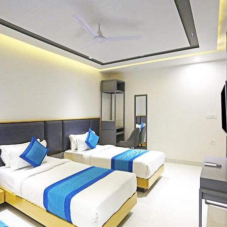 Hotel Apple Villa - Near Delhi Airport With Free Airport Transsfer Ню Делхи Екстериор снимка