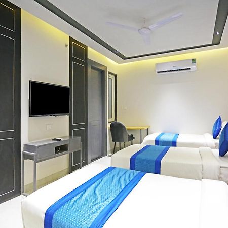 Hotel Apple Villa - Near Delhi Airport With Free Airport Transsfer Ню Делхи Екстериор снимка