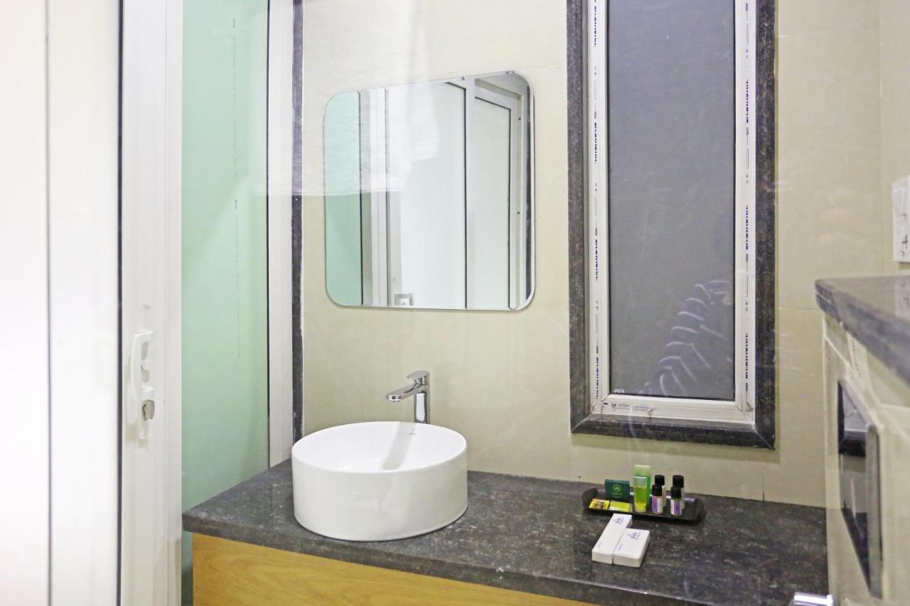 Hotel Apple Villa - Near Delhi Airport With Free Airport Transsfer Ню Делхи Екстериор снимка