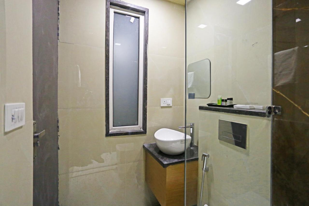 Hotel Apple Villa - Near Delhi Airport With Free Airport Transsfer Ню Делхи Екстериор снимка