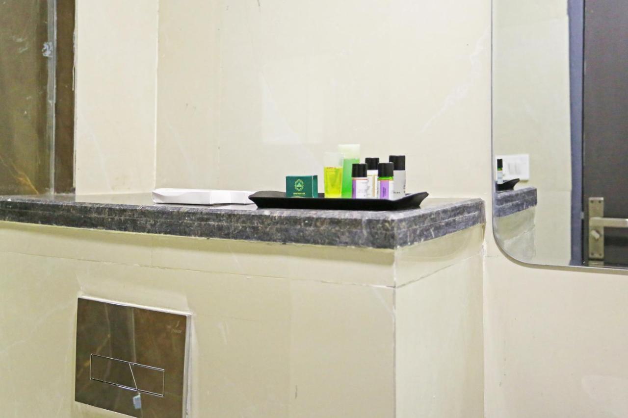 Hotel Apple Villa - Near Delhi Airport With Free Airport Transsfer Ню Делхи Екстериор снимка