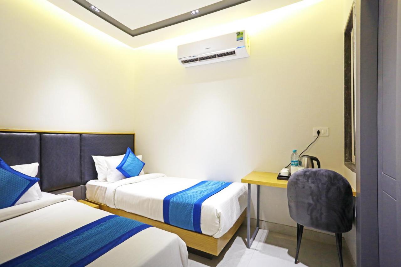 Hotel Apple Villa - Near Delhi Airport With Free Airport Transsfer Ню Делхи Екстериор снимка