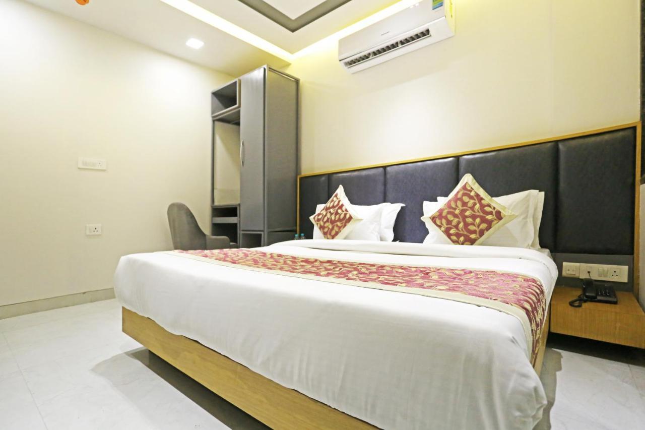 Hotel Apple Villa - Near Delhi Airport With Free Airport Transsfer Ню Делхи Екстериор снимка