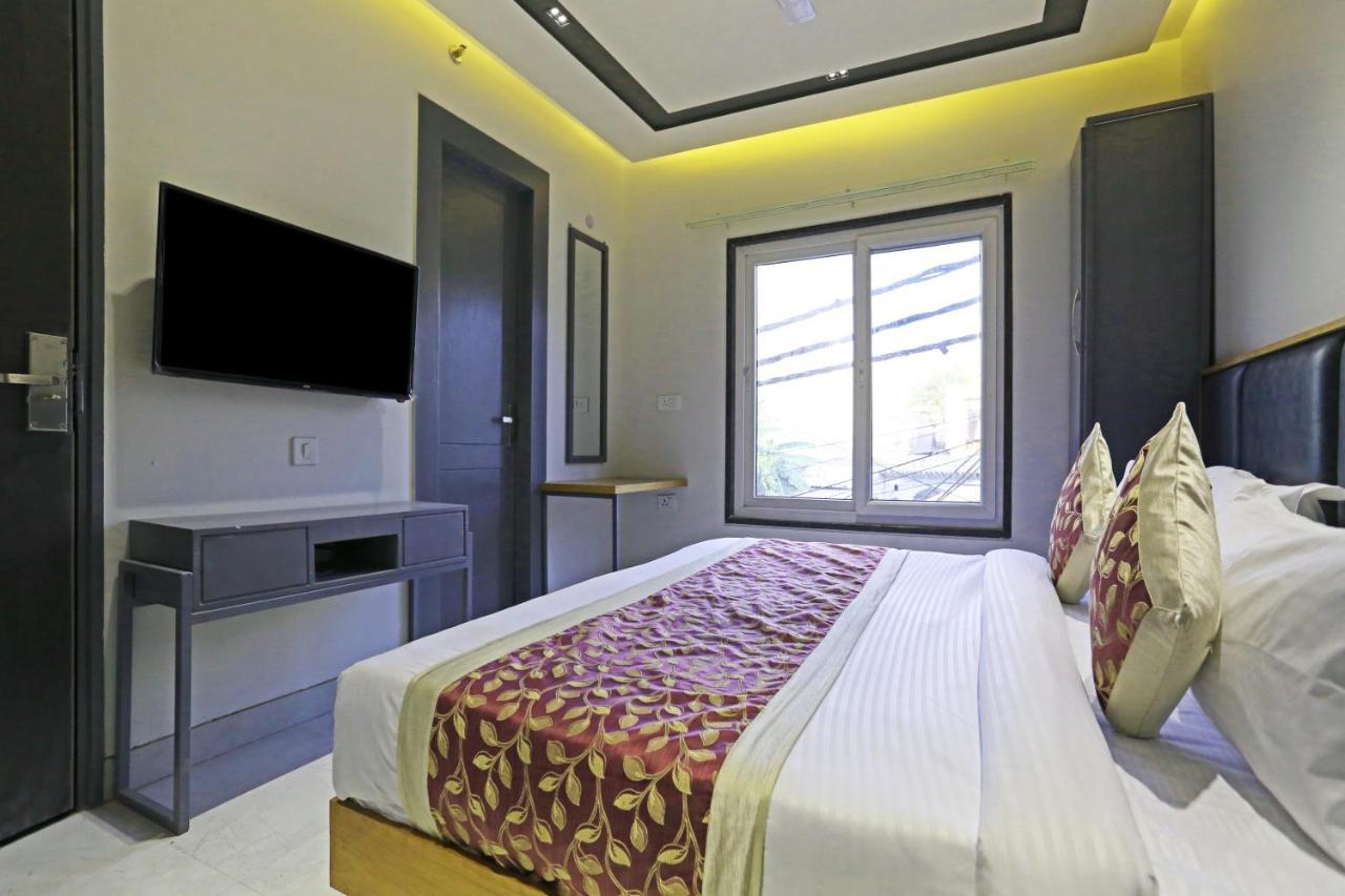 Hotel Apple Villa - Near Delhi Airport With Free Airport Transsfer Ню Делхи Екстериор снимка
